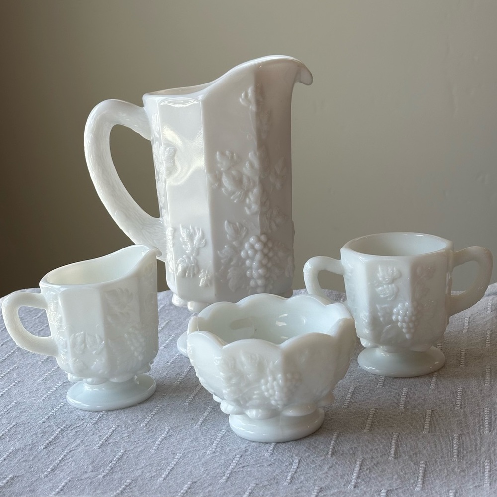 Vintage Westmoreland White Milk Glass Paneled Grape Set
